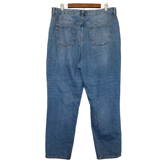 Urban Outfitters BDG High Rise Distressed Mom Jeans Size 34 - Picture 2 of 6